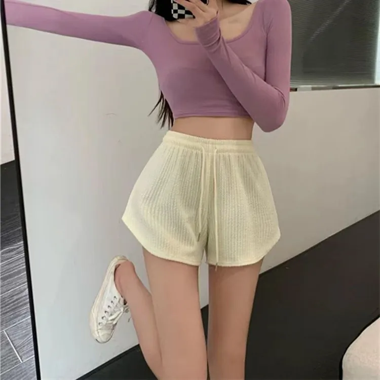 Relaxed High-Waist Wide-Leg Shorts