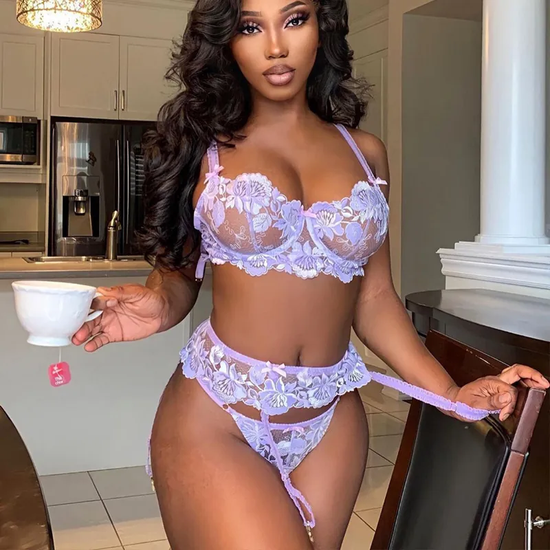Lace Trim Three-Piece Garter Set