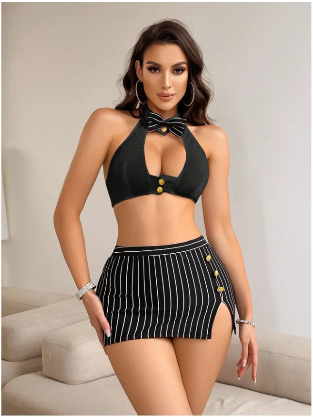 Ensemble lingerie robe moulante bandeau à rayures
