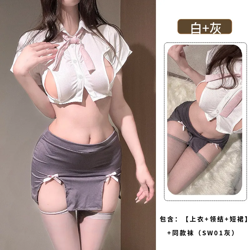Ensemble de lingerie style écolière