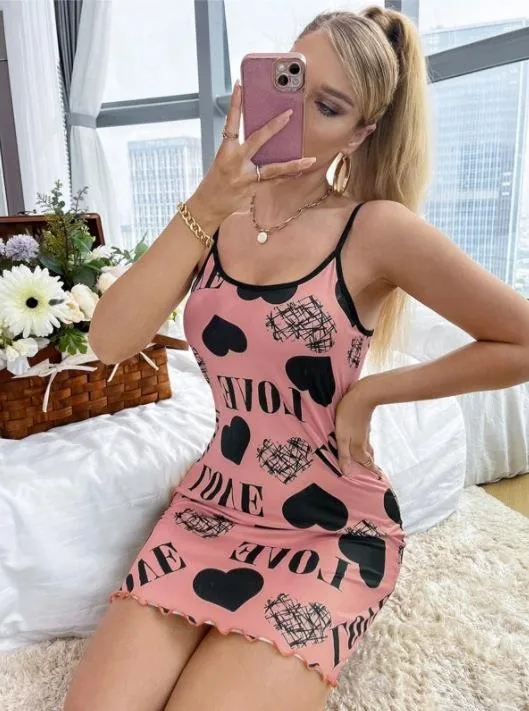 Pyjama-Set mit Trägertop und Shorts mit Herzmuster