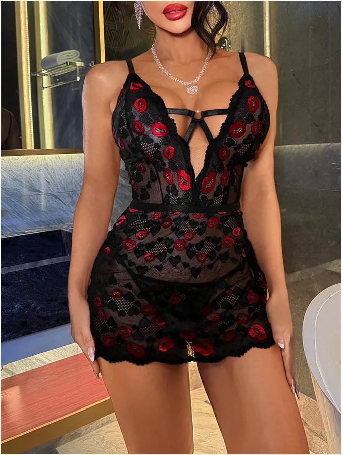 Mesh-Unterkleid-Set mit roter Lippenstickerei