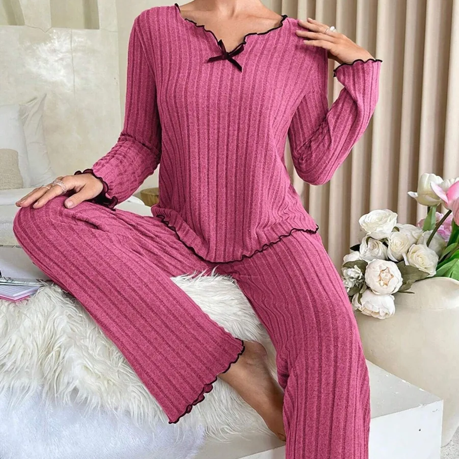 Conjunto de Pijama Canelado com Acabamento Contrastante