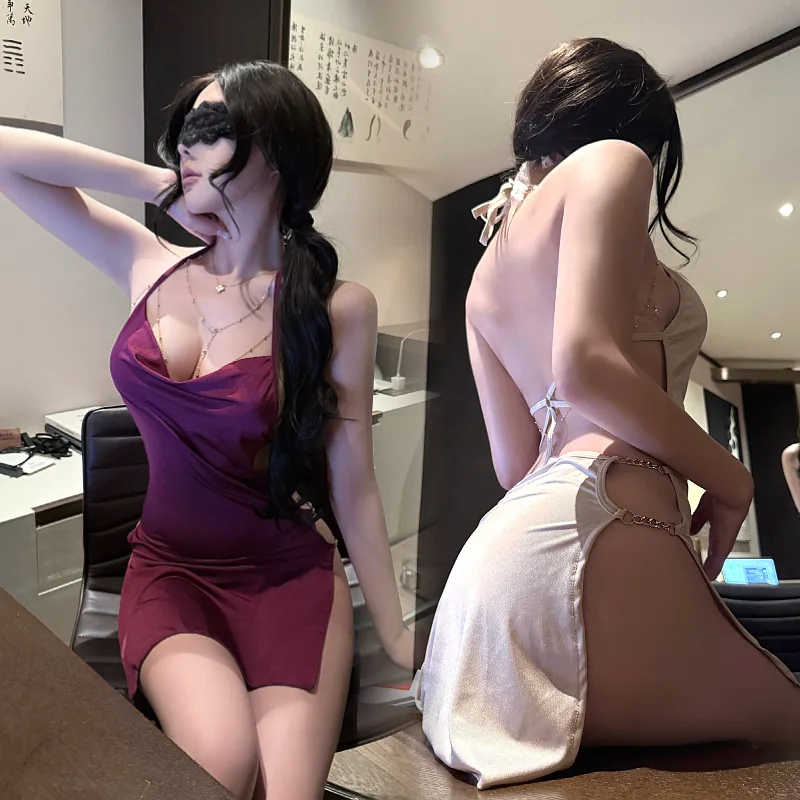 Robe nuisette dos nu à bretelles tour de cou
