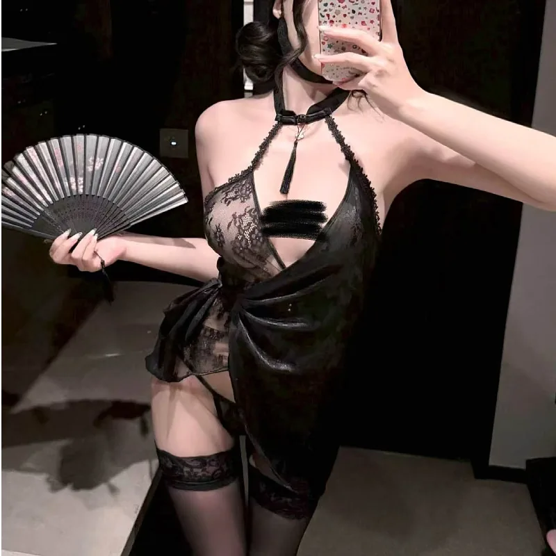 Conjunto de vestido de alças qipao com alças ao pescoço