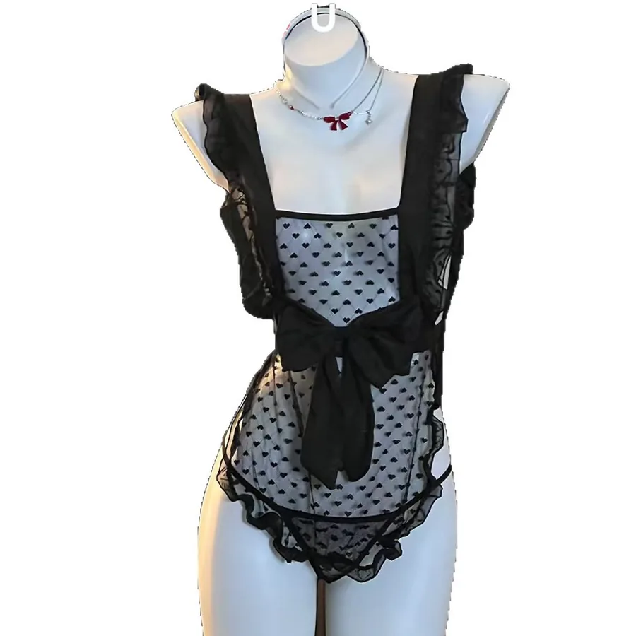 Nuisette en résille transparente style soubrette rose