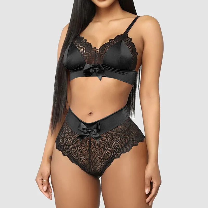 Conjunto de Sutiã com Laço de Renda