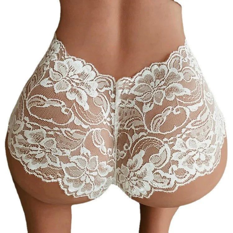 Conjunto de calcinha boyshort com acabamento em renda