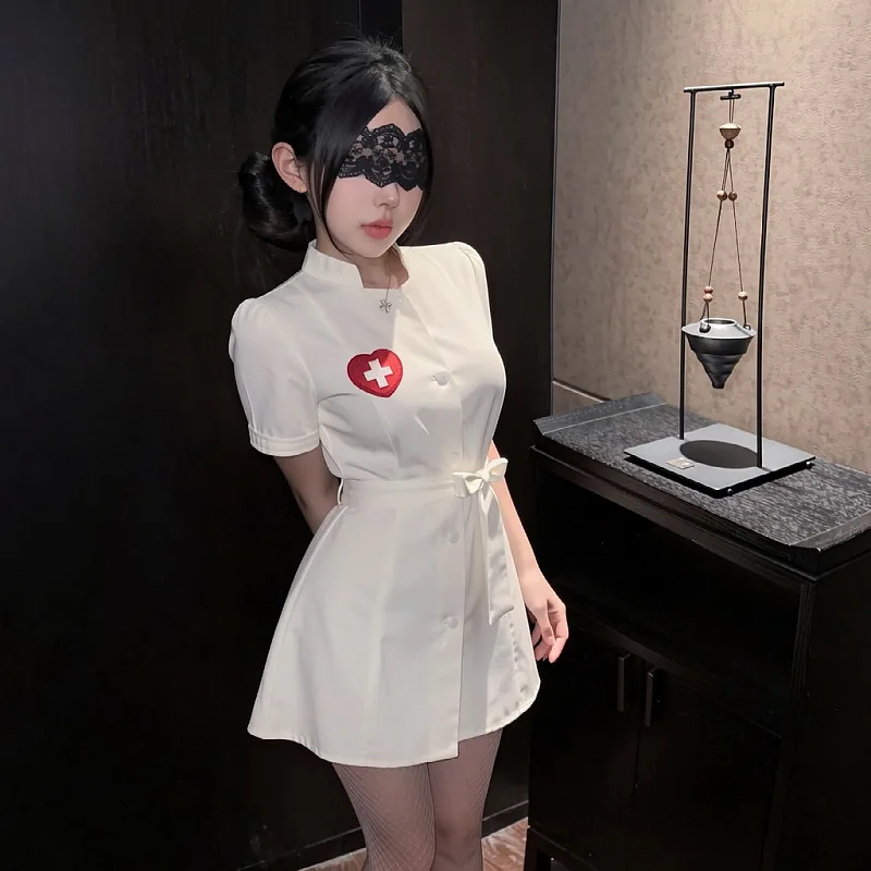 Conjunto de disfraz de rol de enfermera con vestido de escote profundo