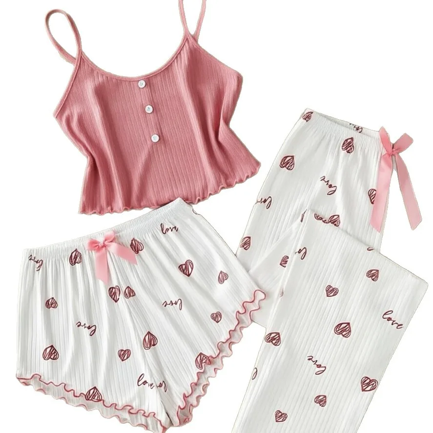Ensemble pyjama trois pièces caraco imprimé cœurs