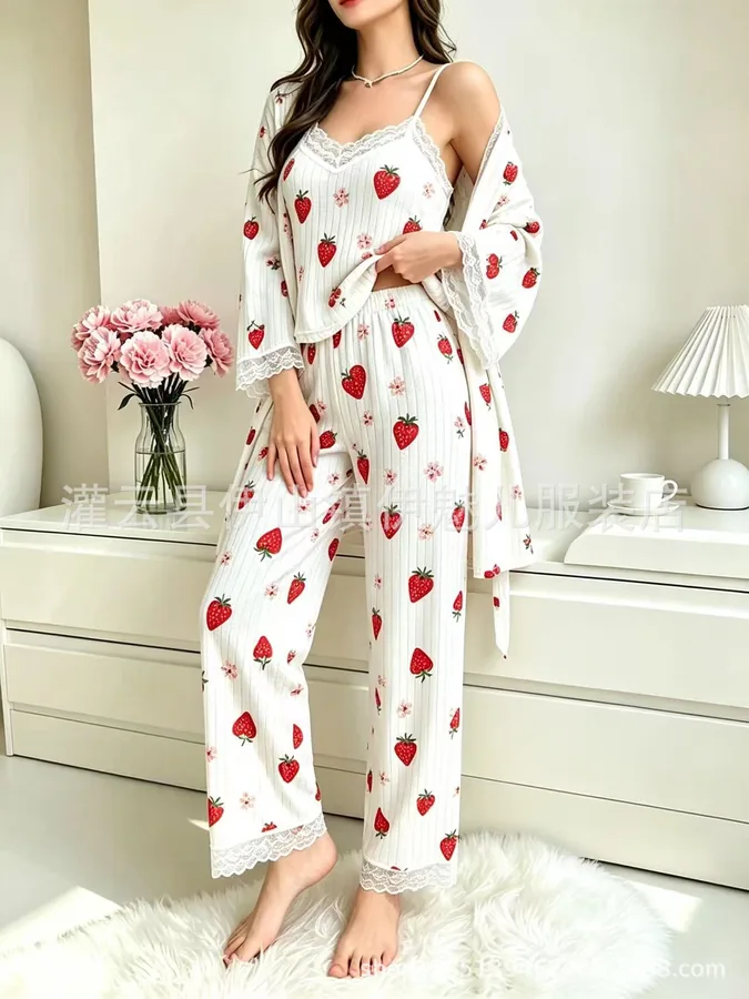 Pijama de Três Peças com Faux Fur