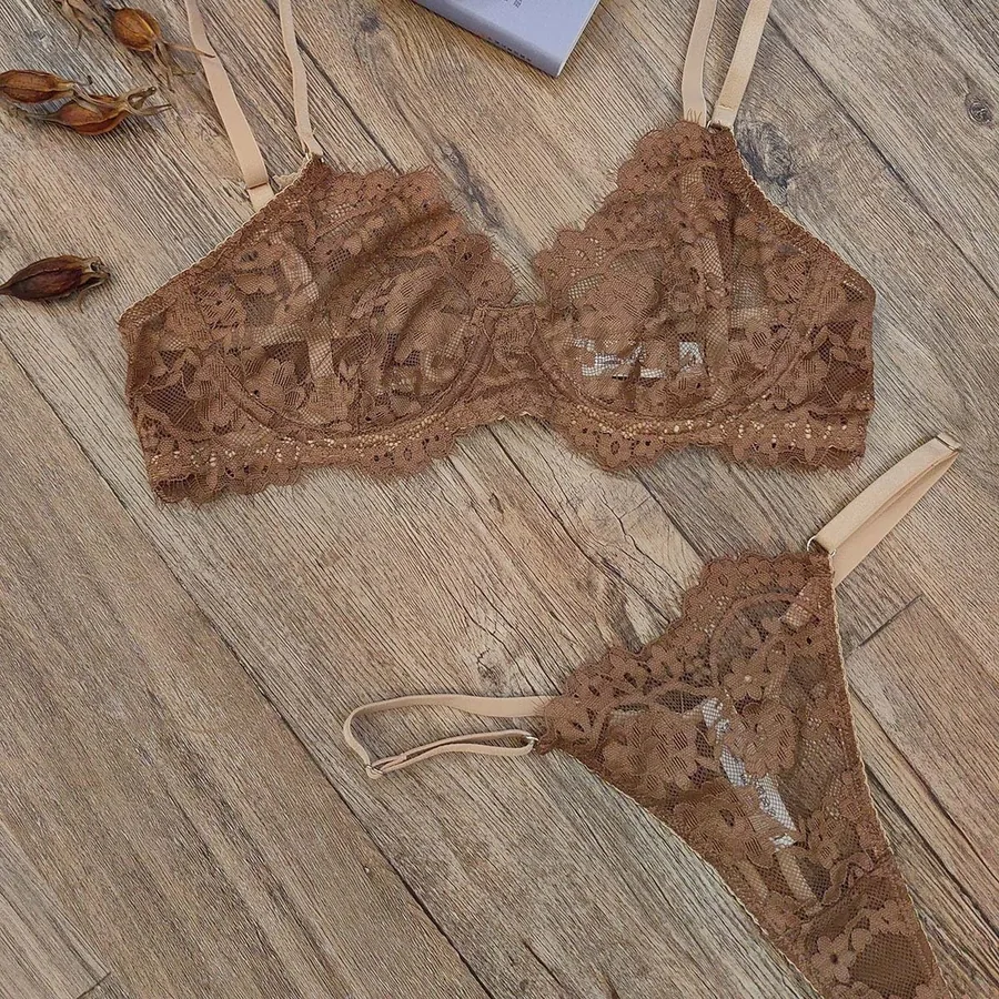 Ensemble soutien-gorge en dentelle florale