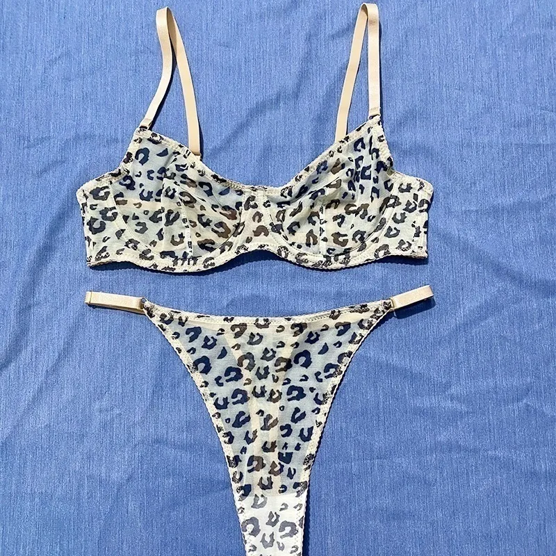 Conjunto de braguitas de malla estampado leopardo
