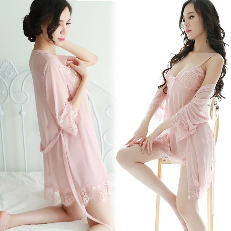 Transparentes Mesh-Unterkleid und Morgenmantel im Set