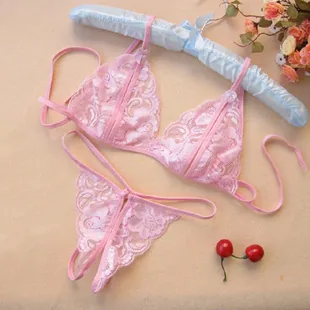 Conjunto de sujetador de tres piezas de encaje transparente