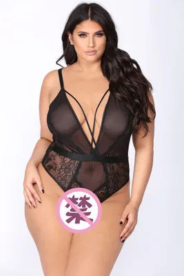 Spitzen-Mesh-Halterneck-Bodysuit in Übergröße