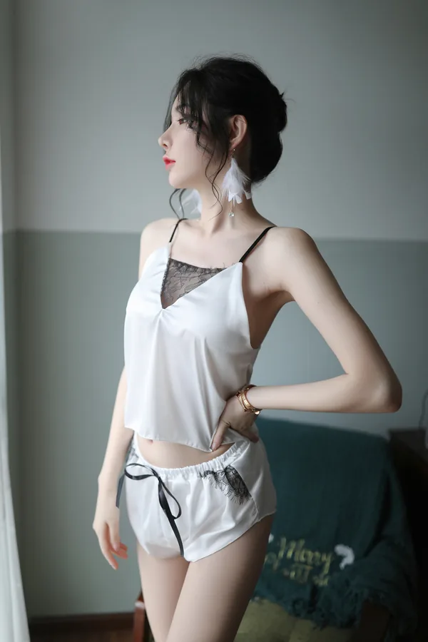 Ensemble de nuit caraco et short imprimé