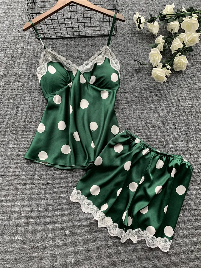 Satin-Cami- und Shorts-Set mit Spitzenbesatz und Punkten