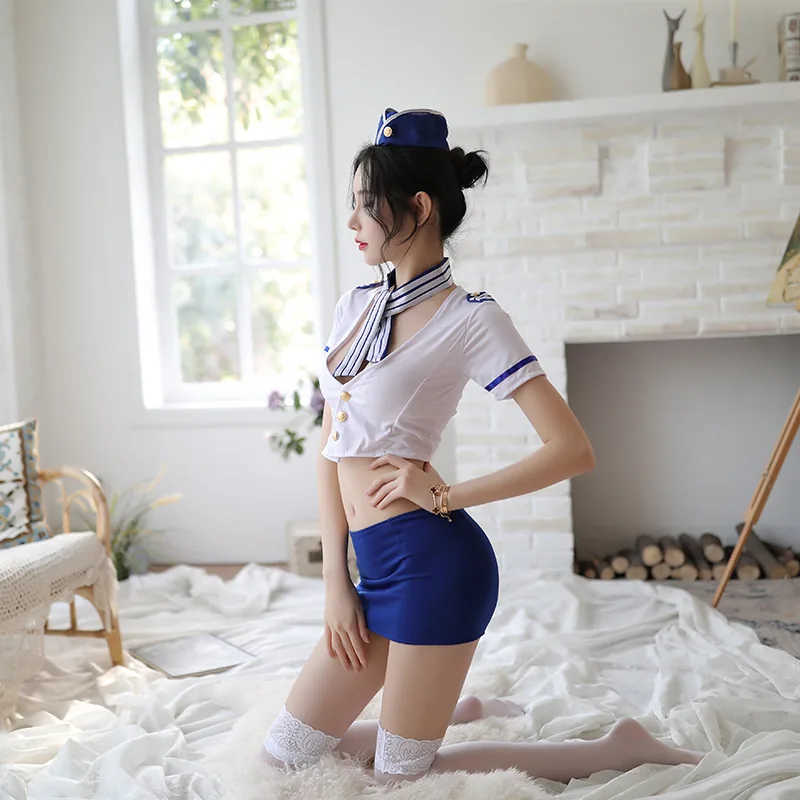 Conjunto de uniforme de azafata con medias