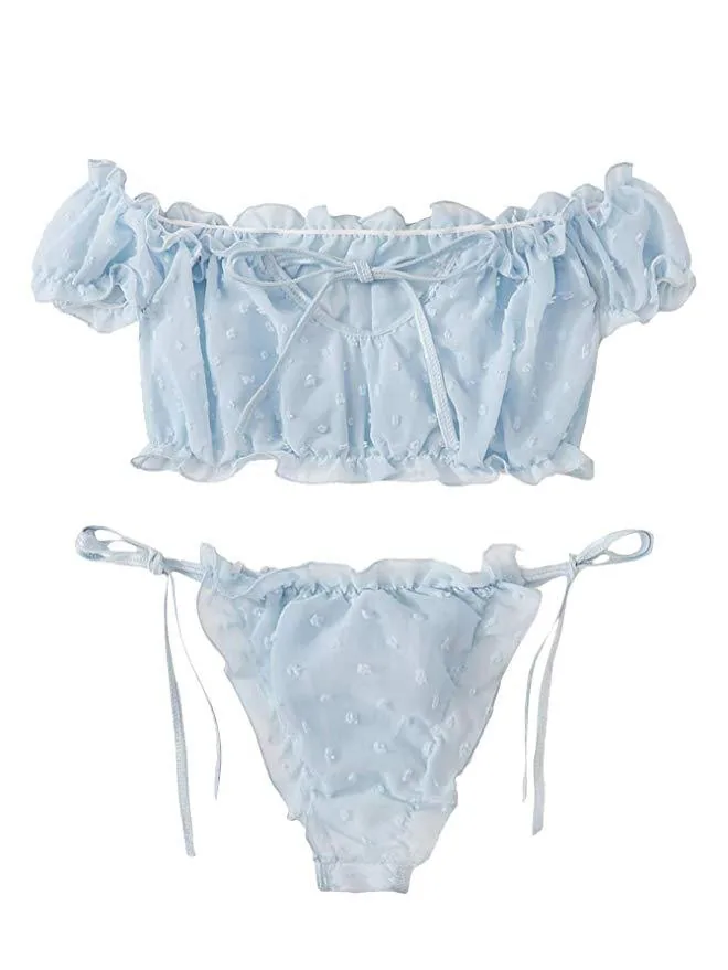 Conjunto de Top Ombro a Ombro e Shorts