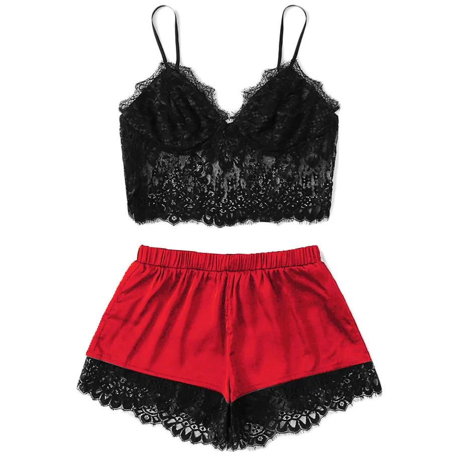 Conjunto de camisola y braguita de encaje
