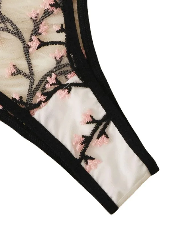Transparentes bedrucktes dreiteiliges Dessous-Set