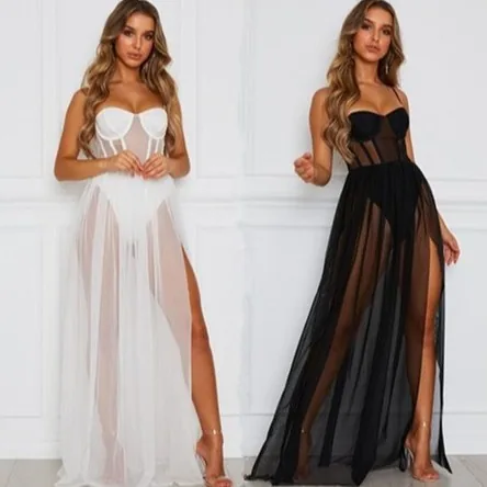 Vestido Longo Branco em Tule