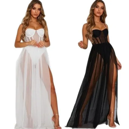 Vestido Longo Branco em Tule