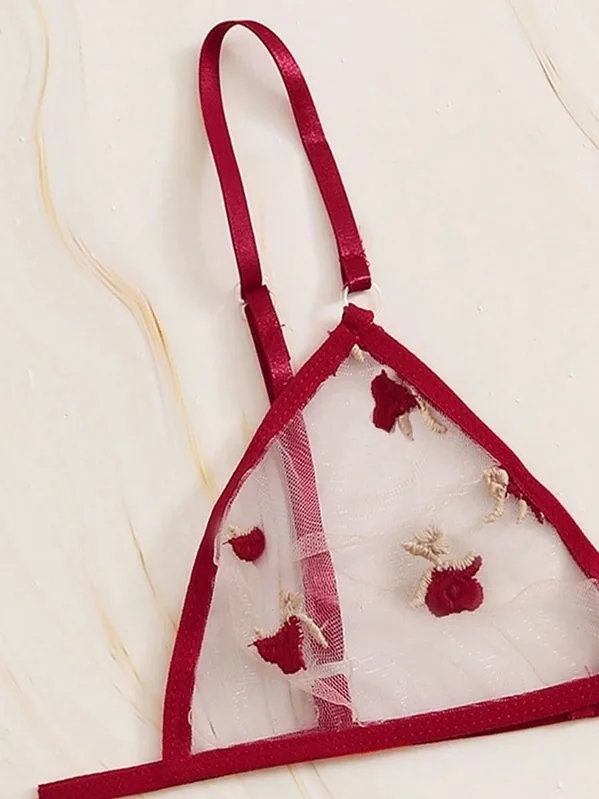 Röd prickig mesh-tre-delad lingerie-set
