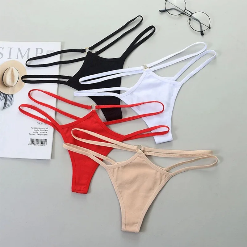 Transparenter String mit Cutouts und niedrigem Bund
