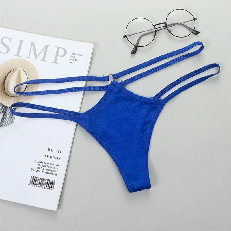 Transparenter String mit Cutouts und niedrigem Bund