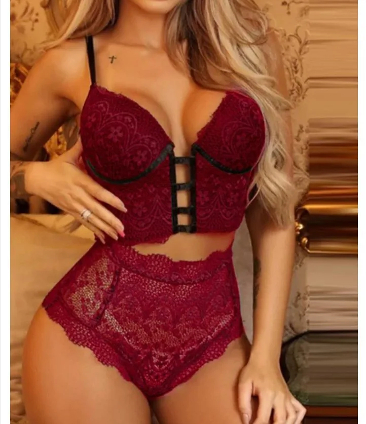 Underklädesset med camisole i spets