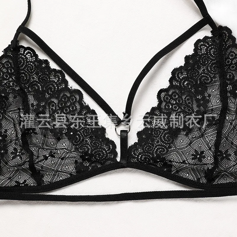 Set reggiseno senza ferretti con finitura in pizzo
