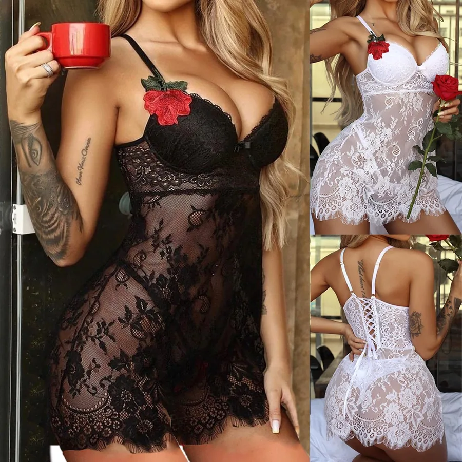 Nuisette mi-longue en dentelle et résille transparente