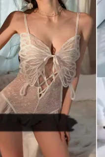 Costume de jeu de rôle secrétaire moulant à découpes