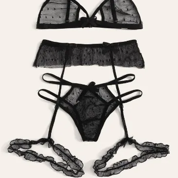 Conjunto de lingerie em renda e malha