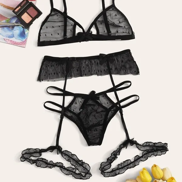 Conjunto de lingerie em renda e malha