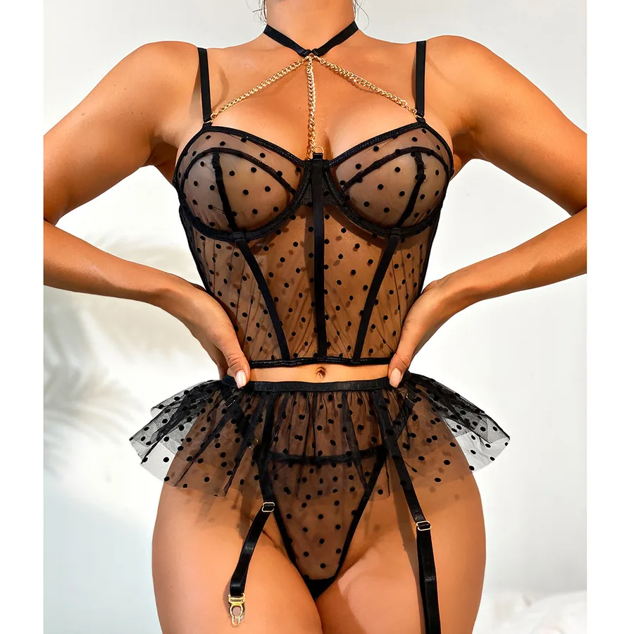 Ensemble mini-robe à bretelles en mesh transparent