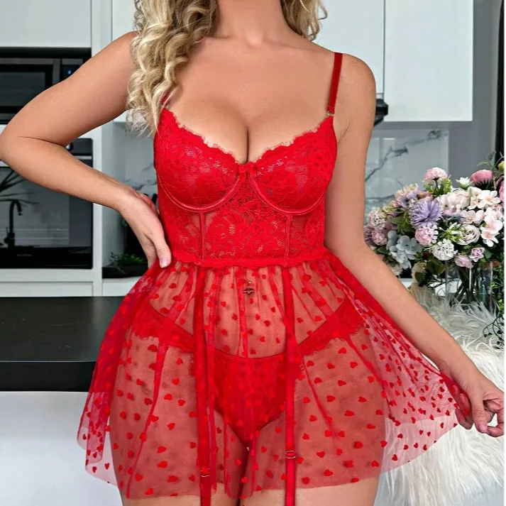 Ensemble robe à caraco en maille ajourée à pois