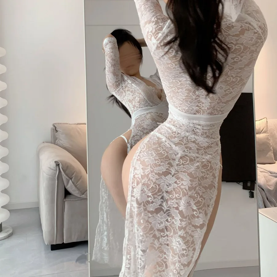 Sottoveste aderente in raso stile qipao