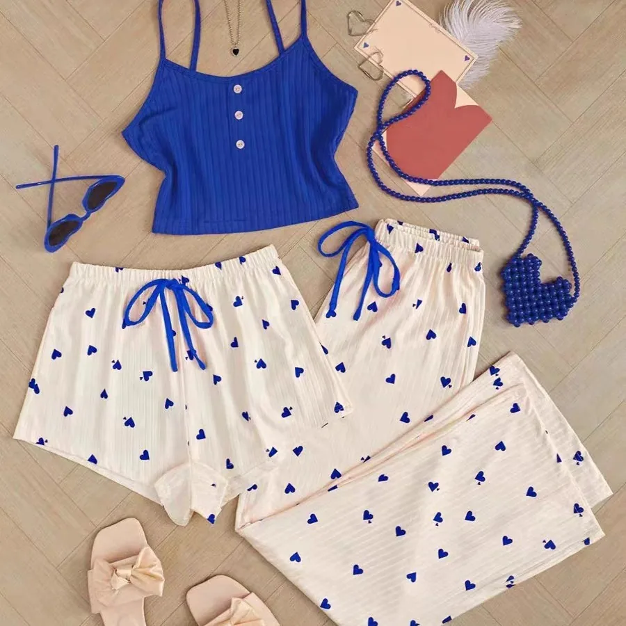 Pyjama-Set mit Herzmuster aus Top mit Spaghettiträgern, Shorts und Hose