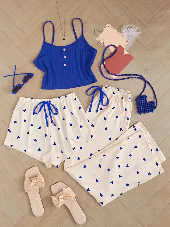 Pyjama-Set mit Herzmuster aus Top mit Spaghettiträgern, Shorts und Hose