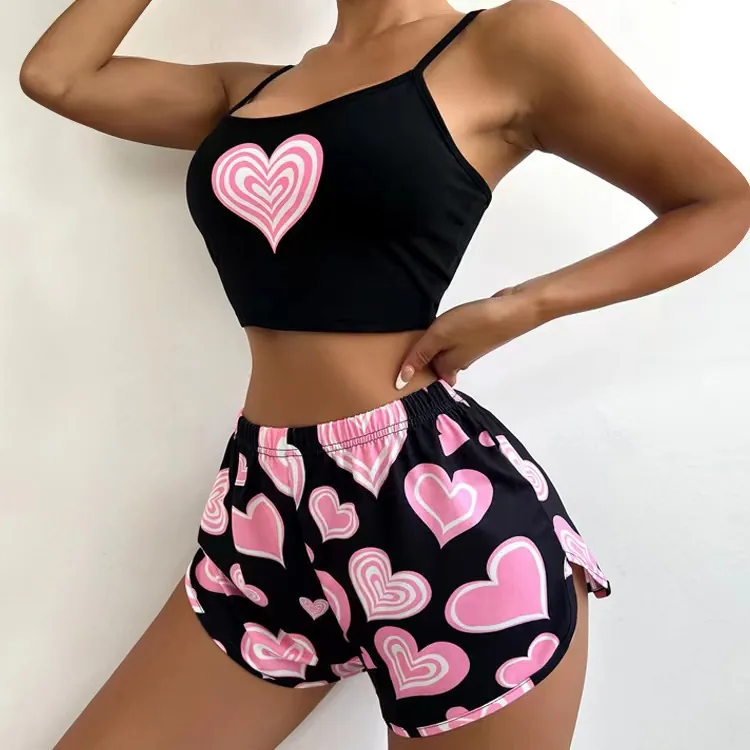 Pyjamas med linne och shorts i rosa hjärtmönster