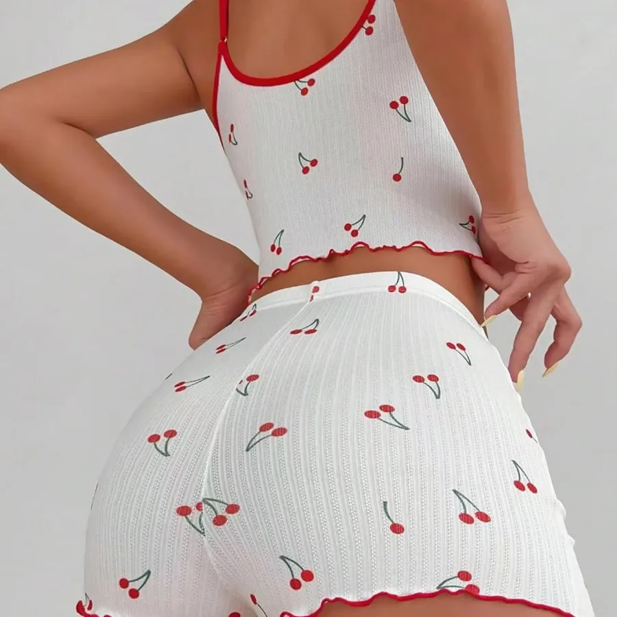 Pigiama con canotta e shorts con stampa ciliegie