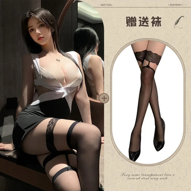 Nuisette transparente en dentelle grise secrétaire