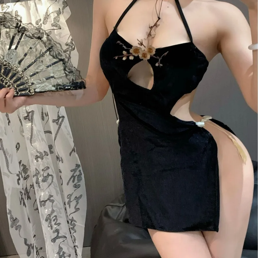 Abito qipao in velluto ricamato