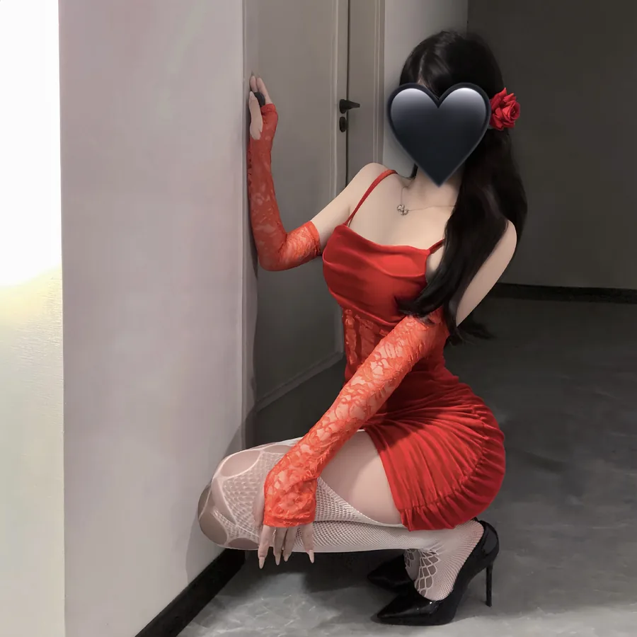 Körperbetontes Slip-Kleid mit Spitzen-Trägern