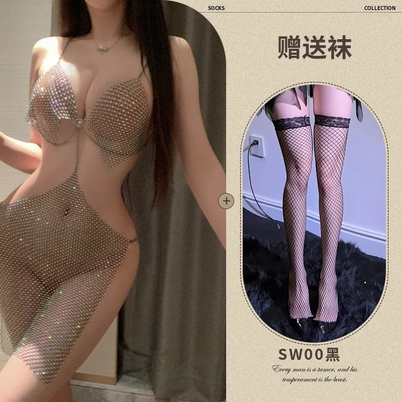 Transparentes Nachthemd mit Trägern und Body