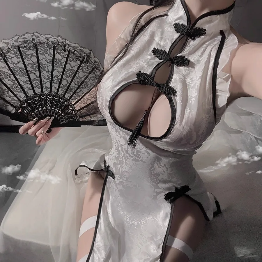 Ensemble de lingerie en satin pour jeu de rôle au coucher