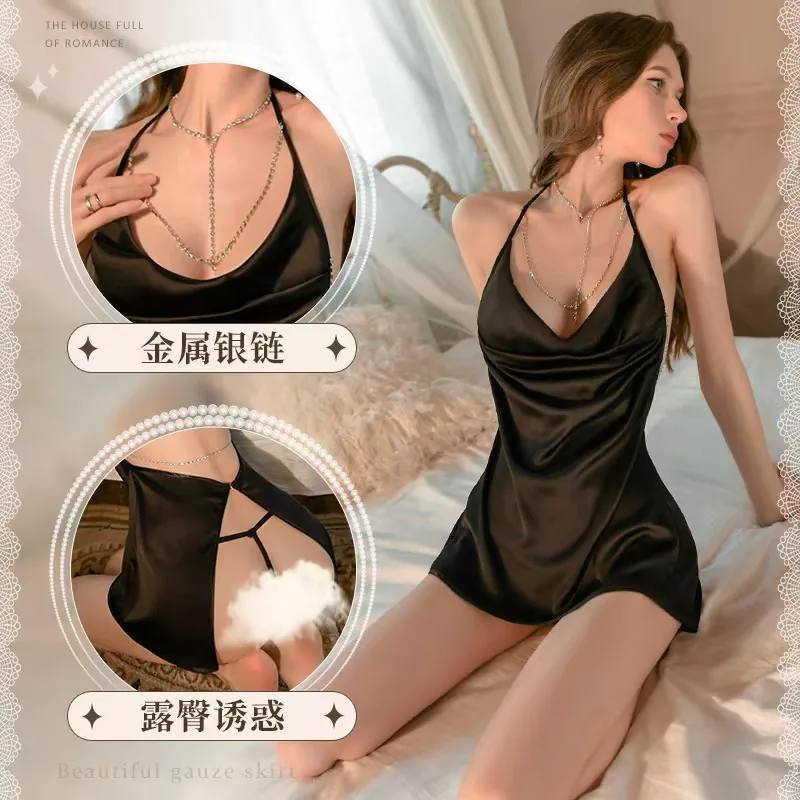 Set body trasparente con allacciatura al collo